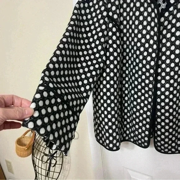 Chicos Polka Dot Plush Jacket Open Front Pockets Black White Collared - Picture 7 of 14